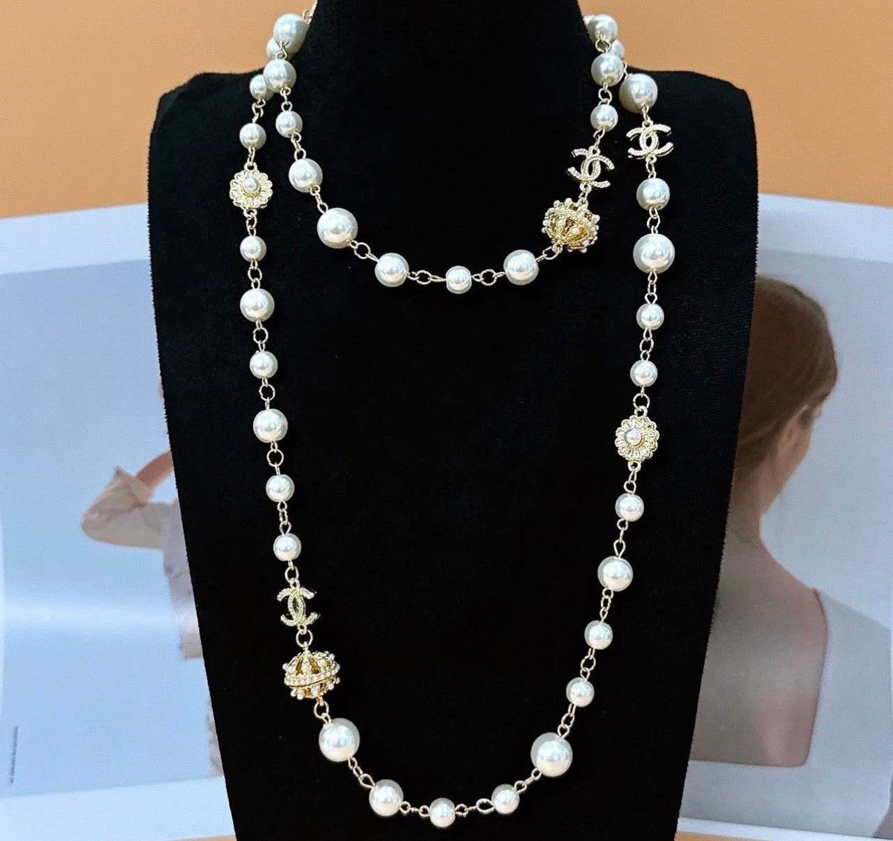CC Elegant Pearl Necklace