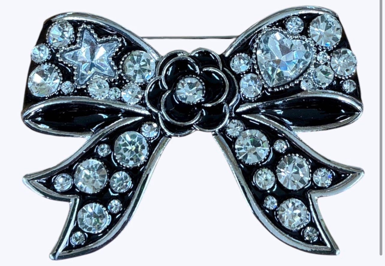 Elegant Bow
Crystal Brooch
